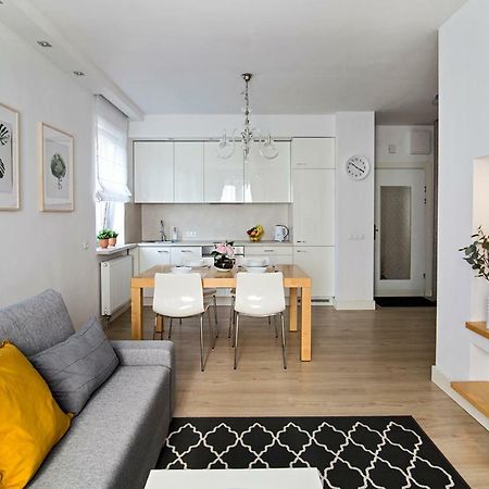 Nadwislanska Apartment Варшава Экстерьер фото