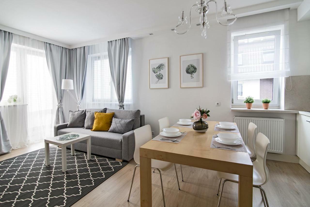 Nadwislanska Apartment Варшава Экстерьер фото